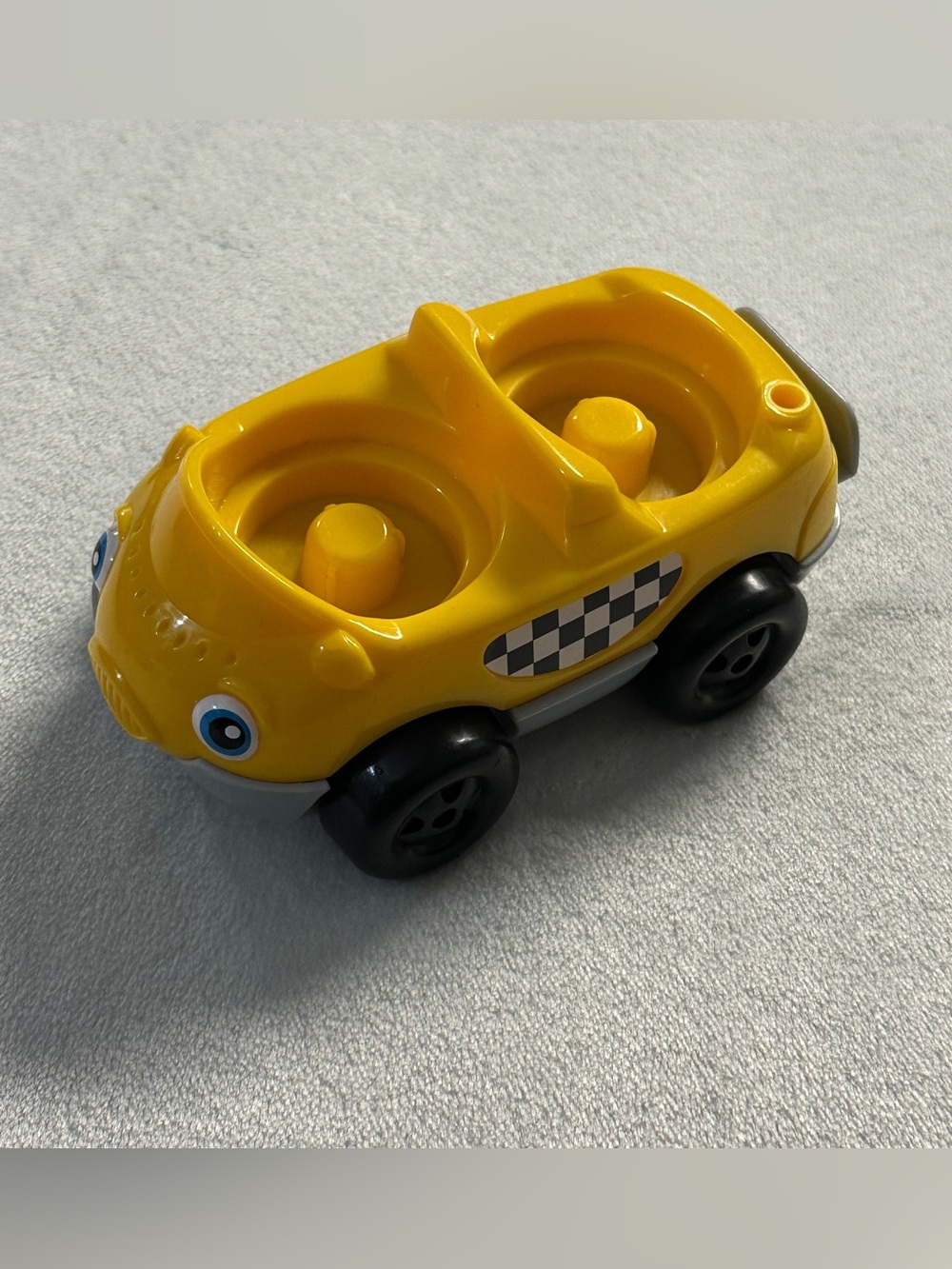 FISHER PRICE '01 vintage little people yellow taxi cab